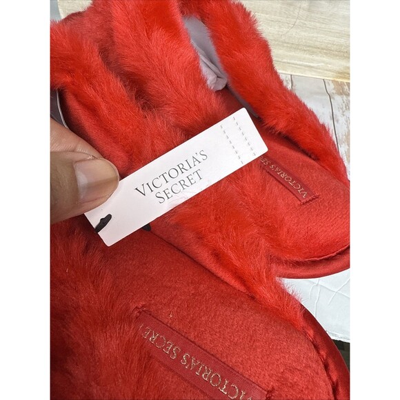 Victoria Secret Black Plush Faux Fur Slippers Pink Logo sz L - Picture 4 of 6